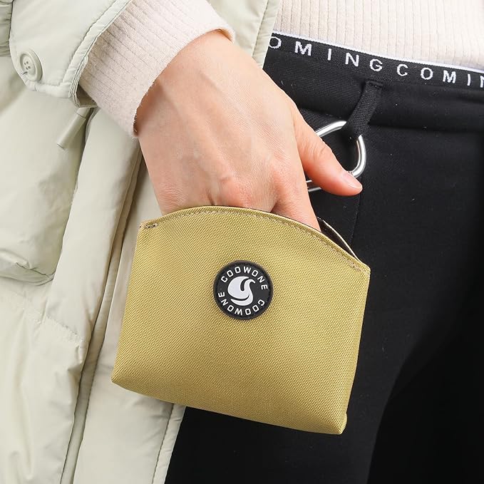 COOWONE Dog Treat Pouch Magnetic Closure Small Dog Training Treat Pouch Pocket Sized Small Dog Treat Pouch with Clip (Khaki)