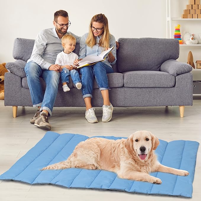Heeyoo Outdoor Pet Bed, Water-Resistant Camping Mat, Machine-Washable Travel Bed, Foldable for Small to Large Dogs and Cats