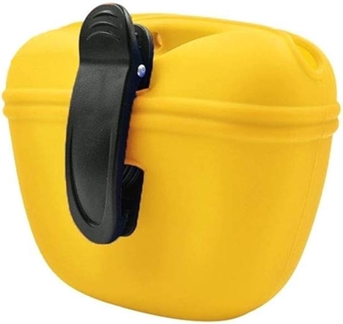 RoyalCare Silicone Dog Treat Pouch-Small Training Bag-Portable Dog Treat Bag for Leash with Magnetic Closure and Waist Clip[US Design Patent]