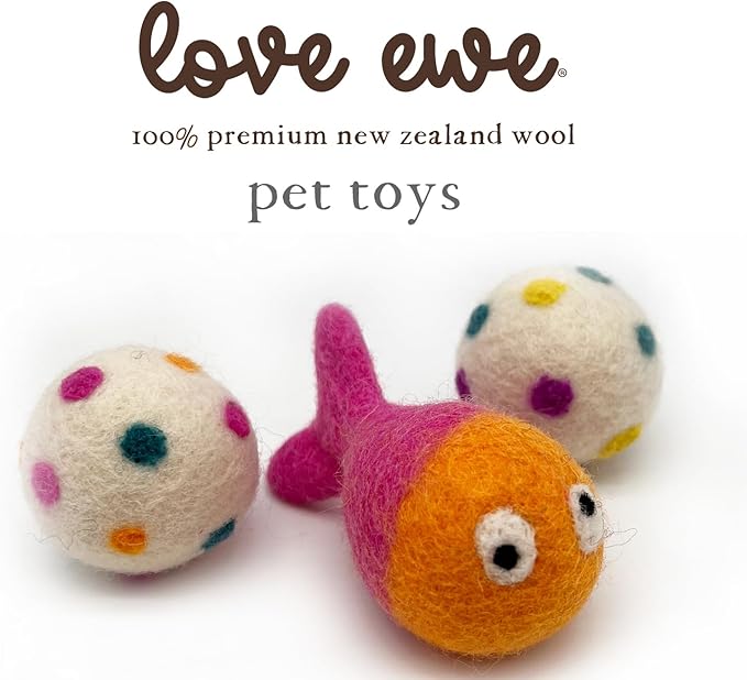 Hustle & Blush Wool Felt Balls 3 Pack Love Ewe Pet Supplies - 2 in Felted Wool Cat Toys 100% New Zealand Wools Felt Cat Toys Handmade Wools Felts Balls, Cats Felts Ball with Bell - Hook, Line & Jingle