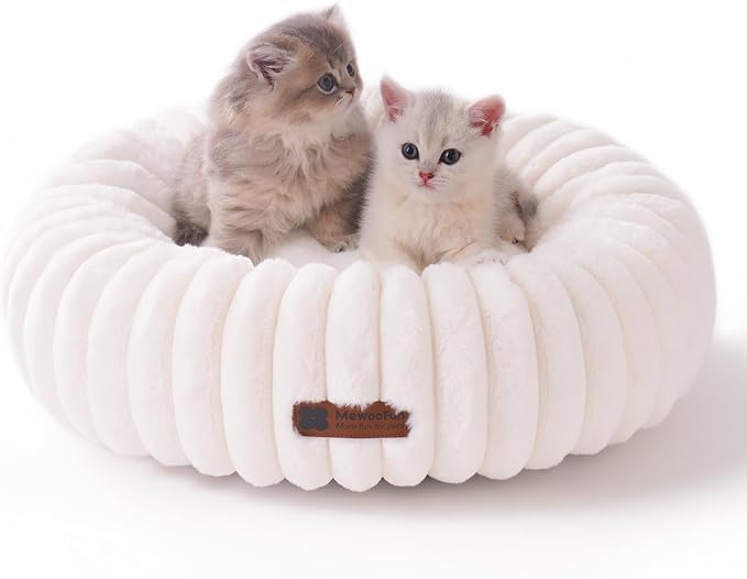 MEWOOFUN Cat Bed, Washable Beds for Indoor Cats, Cute Donut Bed Fluffy Pet Bed with Non-Slip Bottom, Calming Round Bed for Puppy and Kitten (Cream)