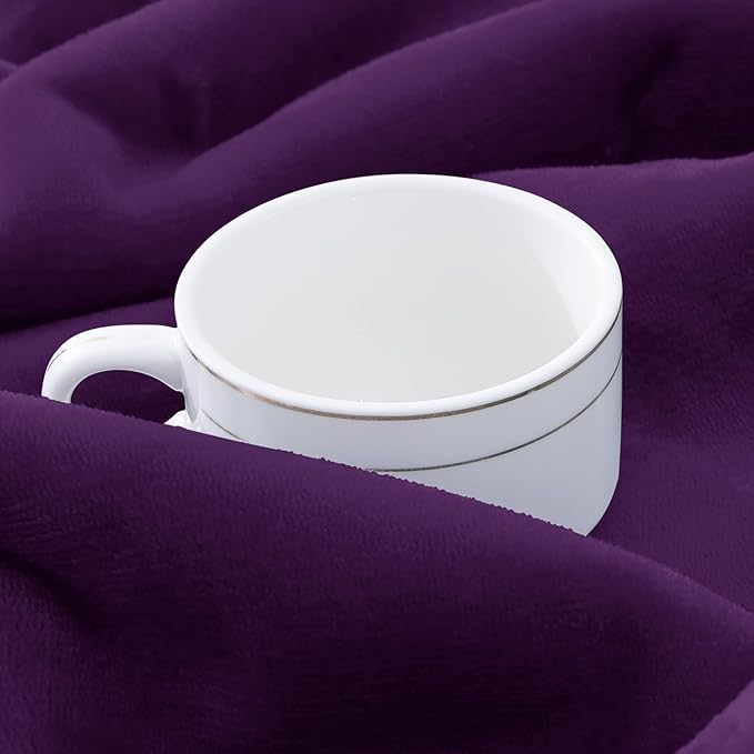 Smiry Waterproof Dog Bed Blanket, Leakproof Pet Throw Blanket for Bed Couch Sofa, Reversible Sherpa Fleece Furniture Protector Cover for Small Medium Large Dogs Cats (Purple, 32x40 inches)