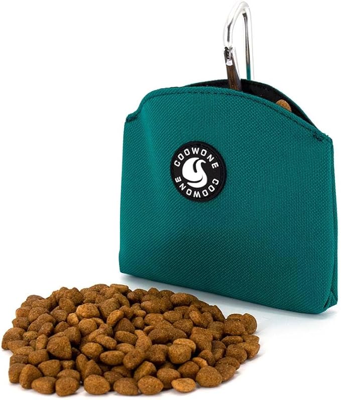 COOWONE Dog Treat Pouch Magnetic Closure Small Dog Training Treat Pouch Pocket Sized Small Dog Treat Pouch with Clip (Green)