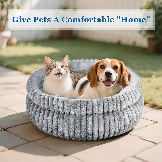 Dual-Layer Donut Cat Bed - Fluffy Round Bed for Small Pets - Ultra-Soft Cat Donut Bed for Cozy Sleep (Grey, 20 * 20 * 6.7 inch / 50 * 50 * 17 cm)