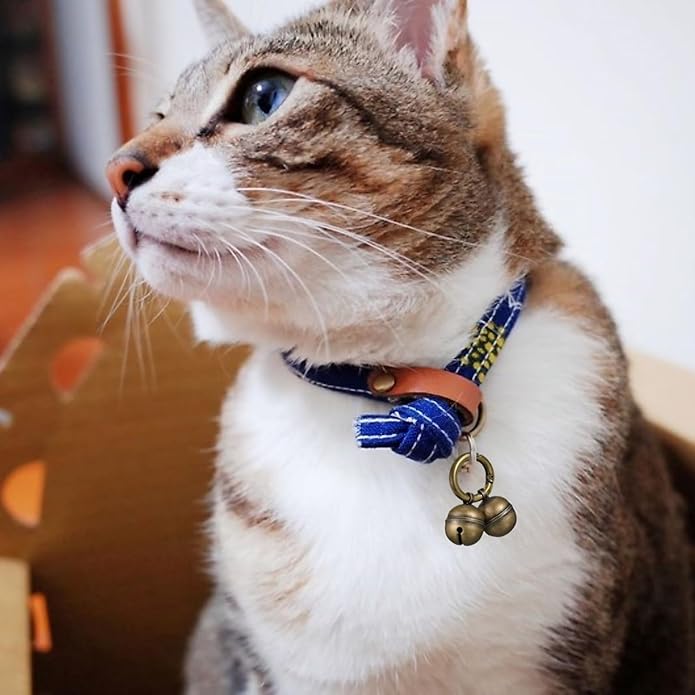 Dog Bells for Pet Tracking, 4 Extra Loud Dog and Cat Bells for Collar,Copper Bells with Quick Clips