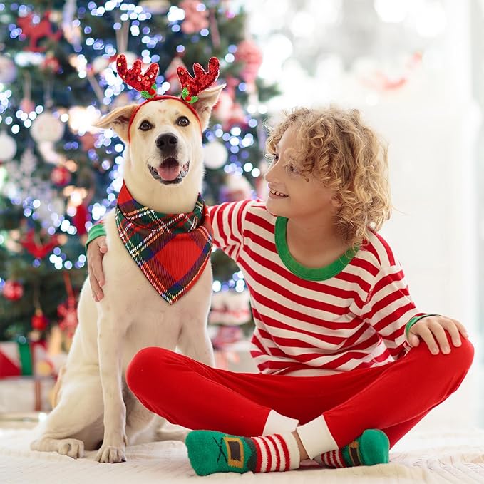 Sanwuta 50 Pieces Christmas Dog Bandanas Bulk, Classic Plaid Dog Bandanas, Triangle Scarf Plaid Kerchief for Small to Large Puppy Pet Cats(31.5 x 21.7 x 21.7 Inch)