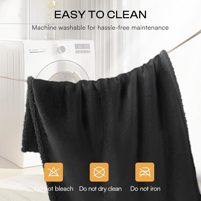 Waterproof Pet Blanket, Liquid Pee Proof Dog Blanket for Sofa Bed Couch, Reversible Sherpa Fleece Furniture Protector Cover for Small Medium Large Dogs Cats, Black Small（40" x 28"）