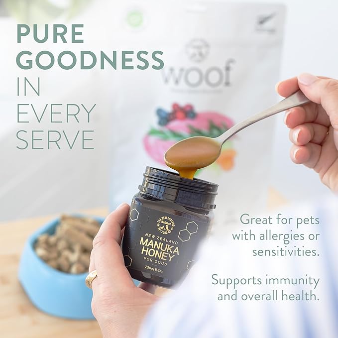 𝐓𝐡𝐞 𝐍𝐞𝐰 𝐙𝐞𝐚𝐥𝐚𝐧𝐝 𝐍𝐚𝐭𝐮𝐫𝐚𝐥 𝐏𝐞𝐭 𝐅𝐨𝐨𝐝 𝐂𝐨 - 𝐖𝐨𝐨𝐟 𝐃𝐨𝐠 𝐓𝐫𝐞𝐚𝐭𝐬 - 𝐌𝐚𝐧𝐮𝐤𝐚 𝐇𝐨𝐧𝐞𝐲 (𝟖.𝟖𝐨𝐳) + 𝐖𝐎𝐎𝐅 𝐃𝐨𝐠 𝐖𝐢𝐩𝐞𝐬 - 𝐏𝐞𝐭 𝐖𝐢𝐩𝐞𝐬 𝐟𝐨𝐫 𝐃𝐨𝐠𝐬