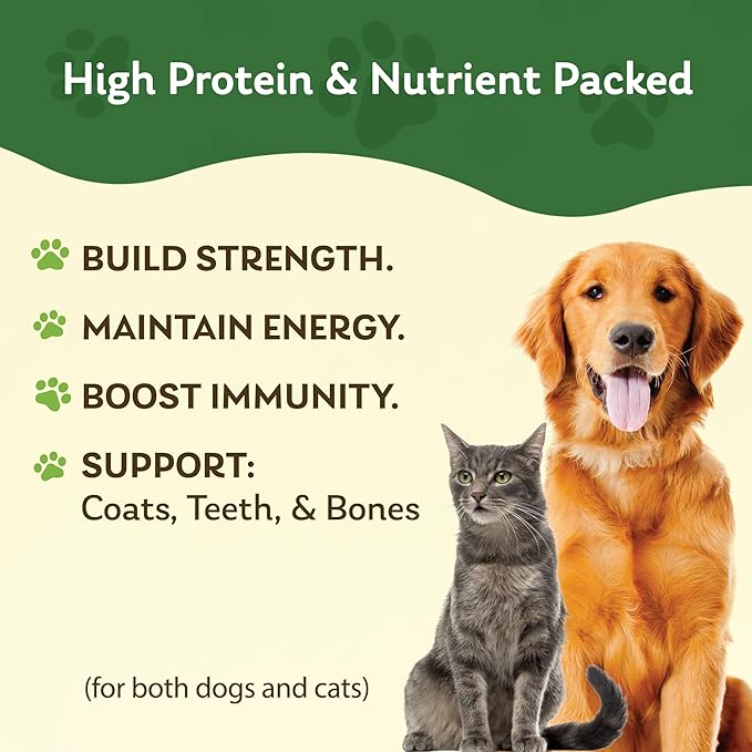 EcoKind Freeze Dried Chicken Treats for Dogs and Cats –Single Ingredient Raw Chicken, High Protein Pet Treats, Gluten Free Training Treats, All Natural and Easy to Digest, Freeze Dried Pet Snacks, 8oz