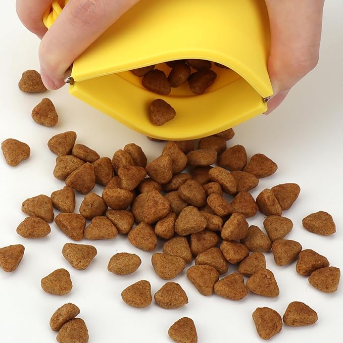 WALLFID Silicone Dog Treat Pouch Small Bag,Auto Closure,with Pet Training Clicker,Walking Bag for Dog and Cat,Pocket Size,Easy to Clean,Odorless (yellow)…