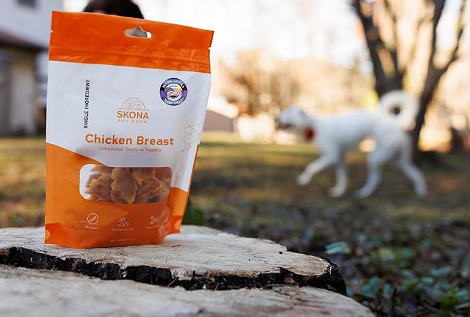 Skona PetFood Chicken Breast Jerky Dog & Cat Treats, Single-Ingredient, High Protein Training Snacks, Natural, Vitamin-Rich, USA Made, Supports Heart, Eye & Dental Health, Healthy & Tasty, 4oz