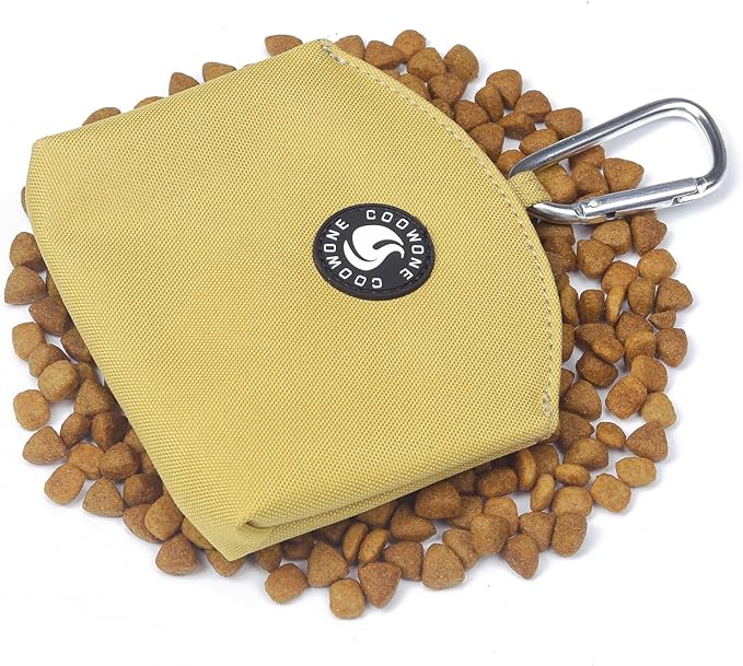 COOWONE Dog Treat Pouch Magnetic Closure Small Dog Training Treat Pouch Pocket Sized Small Dog Treat Pouch with Clip (Khaki)