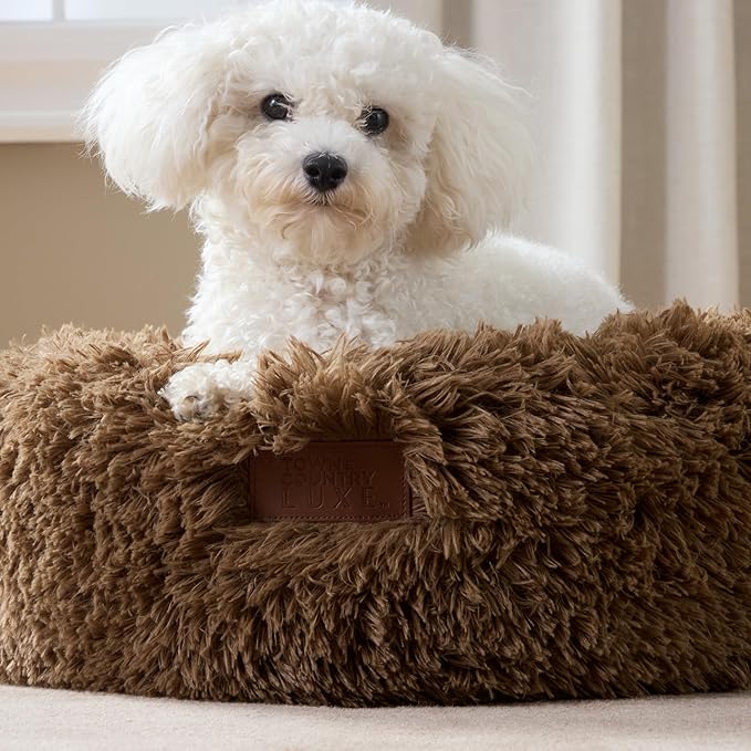 TOWN & COUNTRY LUXE CuddleTown Fuzzy Solid Donut Pet Bed, Soft, Cozy & Calming, Non-Slip Bottom, 100% Machine Washable, Brown, Small 24"x24"x7" Round