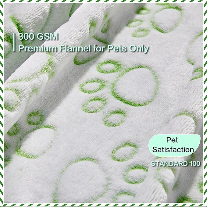 Green Soft Puppy Blanket, with Flannel Green Cute Paw Print, 24 * 32 inches, Cat Blanket Puppy Pads Supplies Dog Products Stuff Essentials