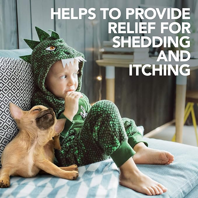 Vet's Best Healthy Coat Shed & Itch Relief for Dogs, Relieve Dogs Skin Irritation and Shedding Due to Seasonal Allergies or Dermatitis, 150 Chewable Tablets