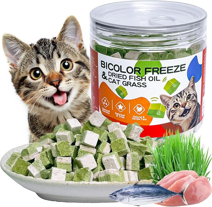 Freeze-Dried Cat Grass Treats with Omega-3 Fish Oil Blend - Hairball Control, Skin & Coat Health for Cats (Chicken & Fish Oil, 1.76 oz)