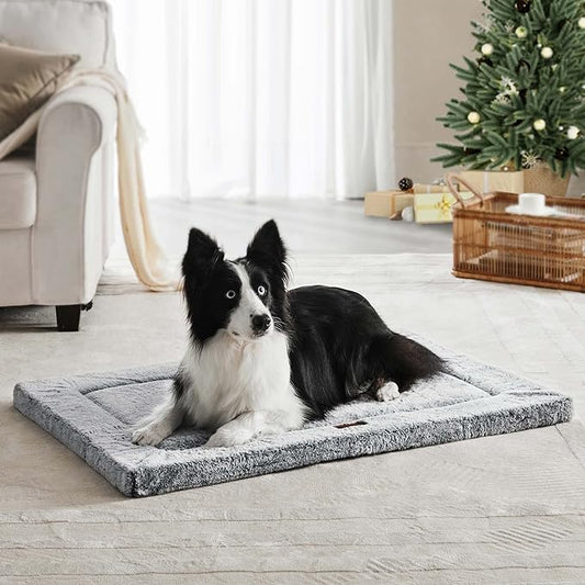 WESTERN HOME Pet Bed Mat, Large Dog Beds for Crate, 42x27 in, Soft Faux Fur, Washable Anti-Slip, Kennel Mat for Sleeping, Grey