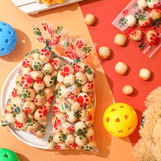 Blulu 100 Pieces Dog Treat Bags Puppy Party Favor Pet Paw Cone Cellophane Bags Candy Heat SealableDog Paw Gift with 100 Pieces Silver Twist Ties for Pet Cat Treat Party Favor(Red and Green)