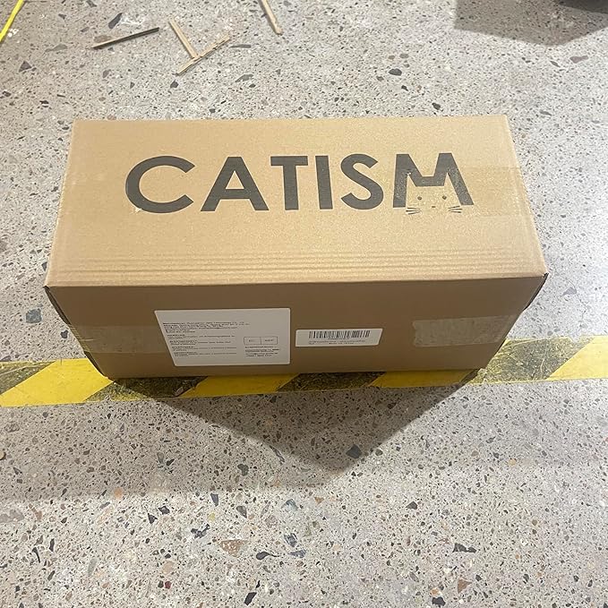 CATISM Christmas Cat Bed - Cat Bed for Indoor Cats, Cute Santa Claus Cat Beds with Warm Cushions Removable Cave with Non-Slip Bottom