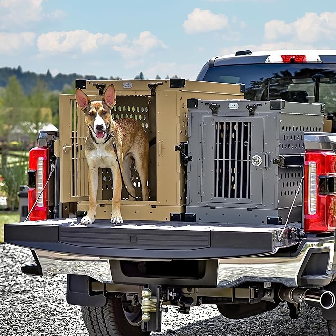 Heavy Duty Fully Collapsible Powder-Coated Aluminum Dog Crate - Large (White)