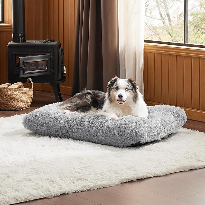 Bedsure Washable Extra Large Dog Bed for Crate, Faux Fur Dog Crate Pad for Large Breed, Plush Soft Comfort Dogs Sleeping Mat, Anti-Slip Pet Kennel Pad, 41" x 29", Grey