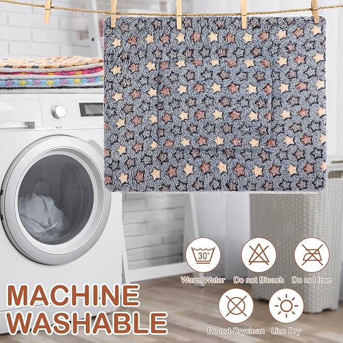 Haull 4 Pcs Waterproof Guinea Pig Bedding Winter Guinea Pig Bed Plush Cage Liners Soft Dog Cat Mat Reversible Winter Cozy Animal Pee Pad Hamster Bed Mat for Bunny(Star,13 x 10 Inch)