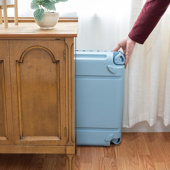 SPORT PET Plastic Kennels Rolling Plastic Wire Door Travel Dog Crate, Collabsible Kennel, 22.1" L x 23.3" W x 30.6" H